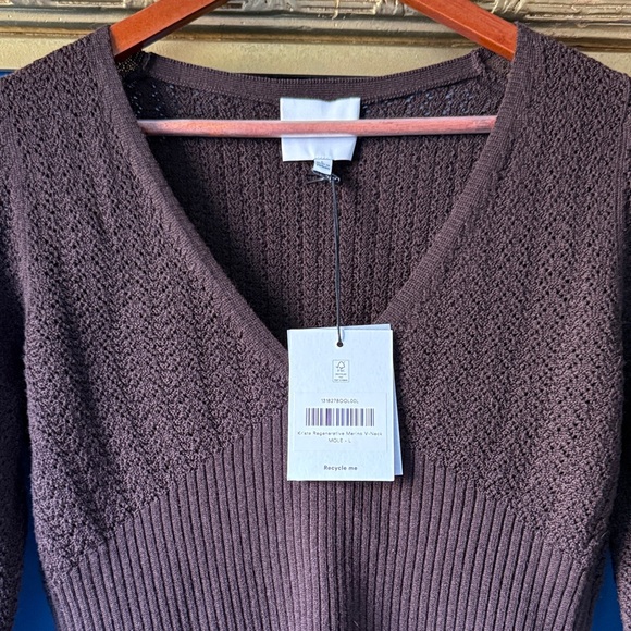 Reformation Brown V-Neck Sweater - 100% wool - Picture 6 of 7